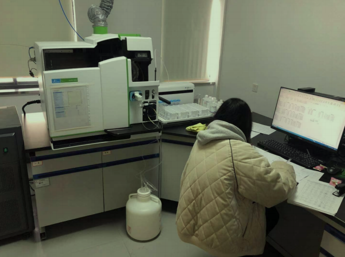 电感耦合等离子体质谱仪( ICP-MS)